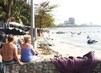 High tide in North Pattaya. Researchers say that if something isn’t done soon, all the sand will be washed out to sea.